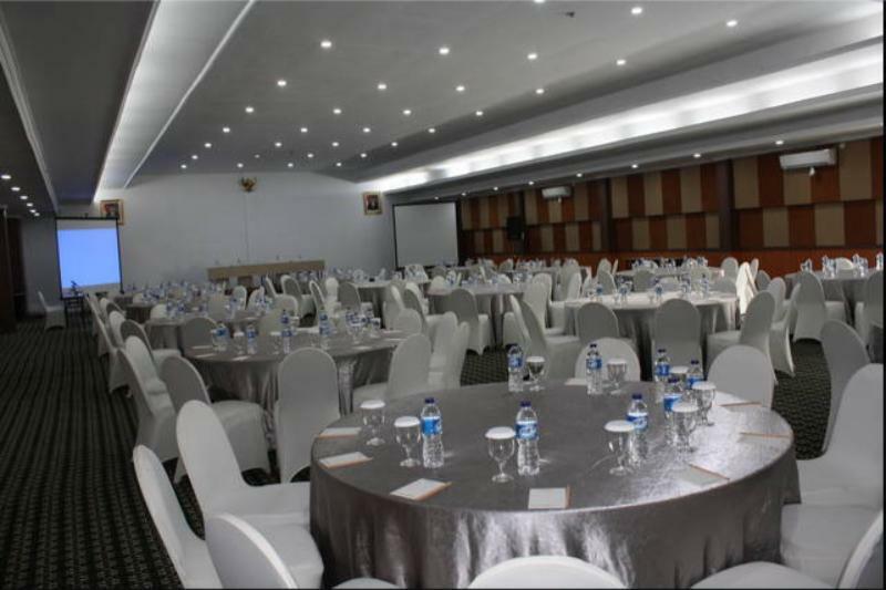 Grand Asrilia Hotel Bandung Exterior foto